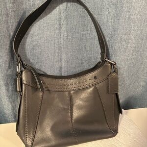 St John's Bay Women's Genuine Leather Black Purse